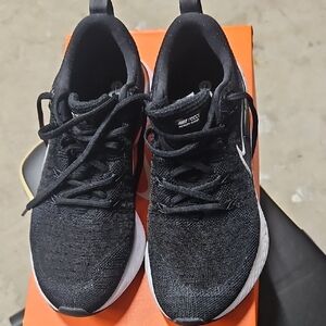 Nike Black Running Shoes